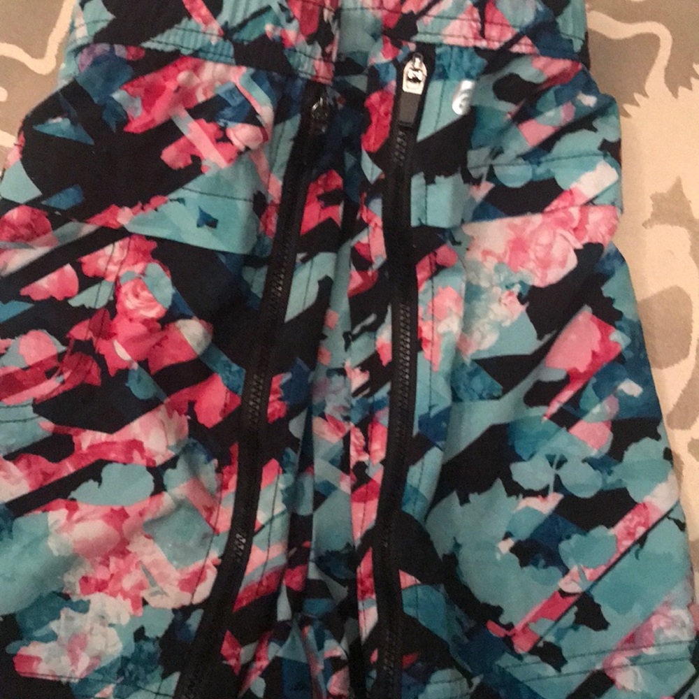 Fabletics Shorts - image 2